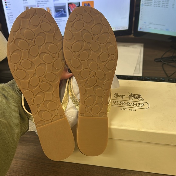 Coach Oceanna Flip Flop - Picture 6 of 6